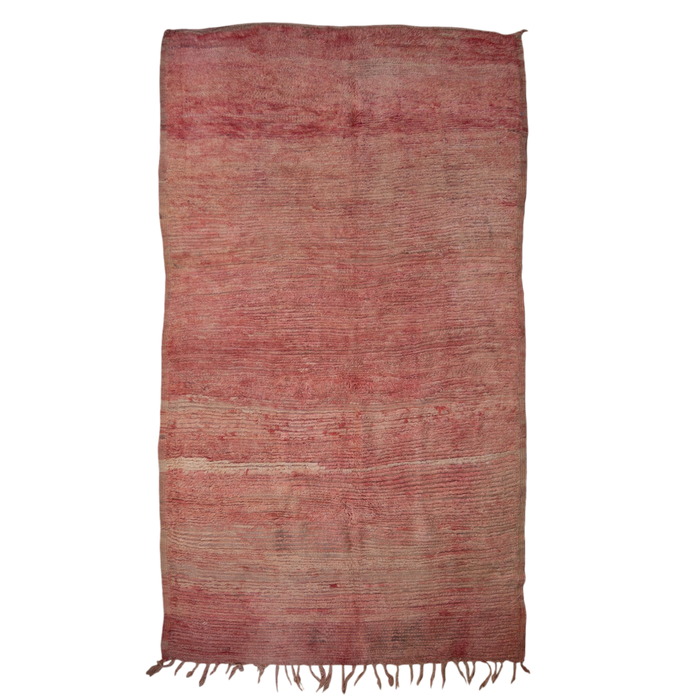 Soft pink ombre Moroccan Boujad vintage rug for a cosy soft modern boho interior.