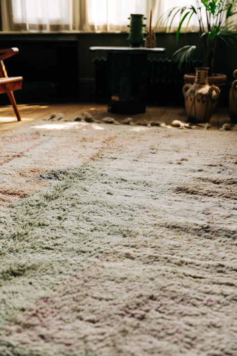 Moroccan Hand-Knotted Boujad Rug 1022 // 247 x 153cm