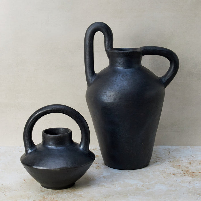 'Contradictory 02' Black Vase