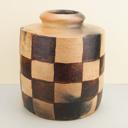 ceramic Hand-made vases in natural glaze with chequered pattern